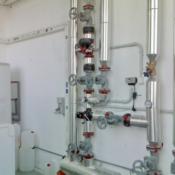 Instalacija grejanja zračećim panelima,klimatizacije i komprimovanog vazduha u hali 